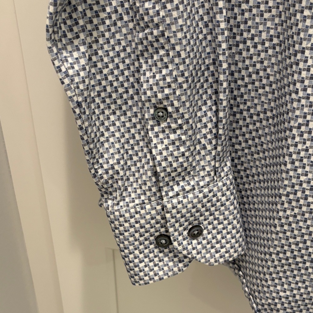 Bugatchi Monochrome Patterned Button-Down Shirt - image 5